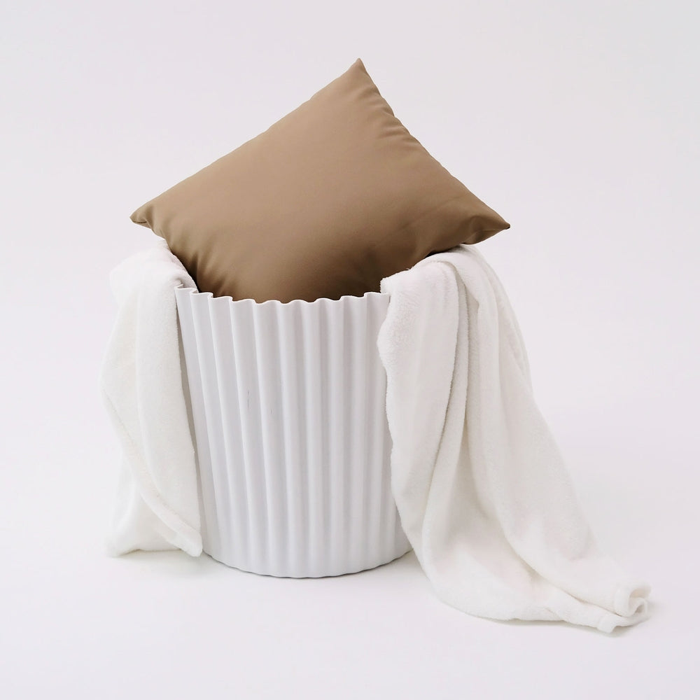 Stool Haven Set of 4 Cupcake Stackable Stools - White